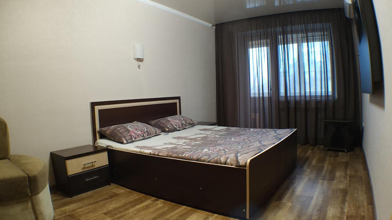 Апартаменты В Центре Металлургов 27 Kr Apartments Krivoj Rog Eksteriør bilde